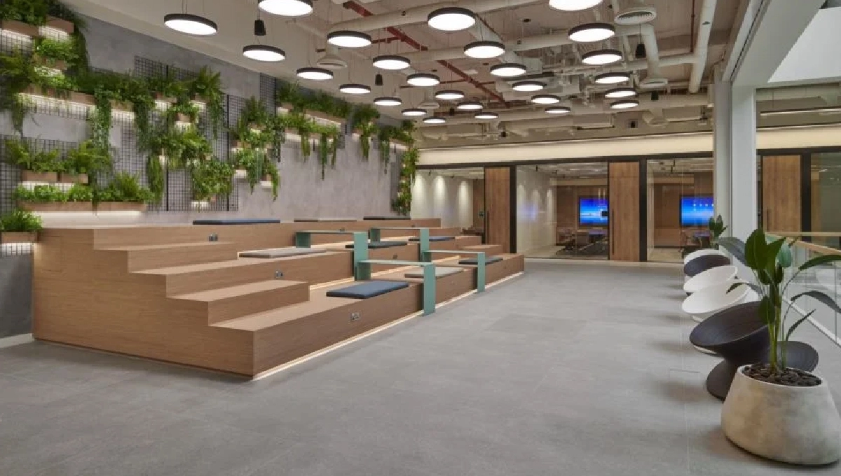 Sama Yas Interior (1)